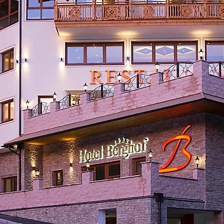 Hotel Berghof 4*