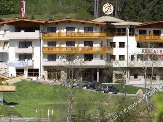 Berghof Hotel 4*