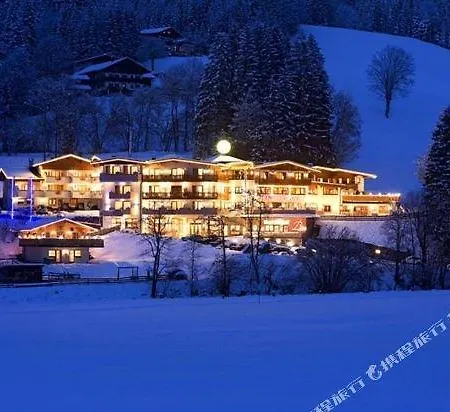 Berghof Hotel 4*