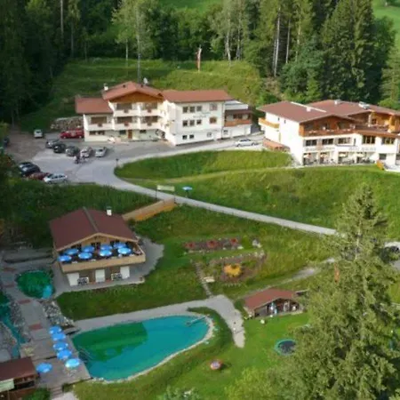 Отель Berghof 4*