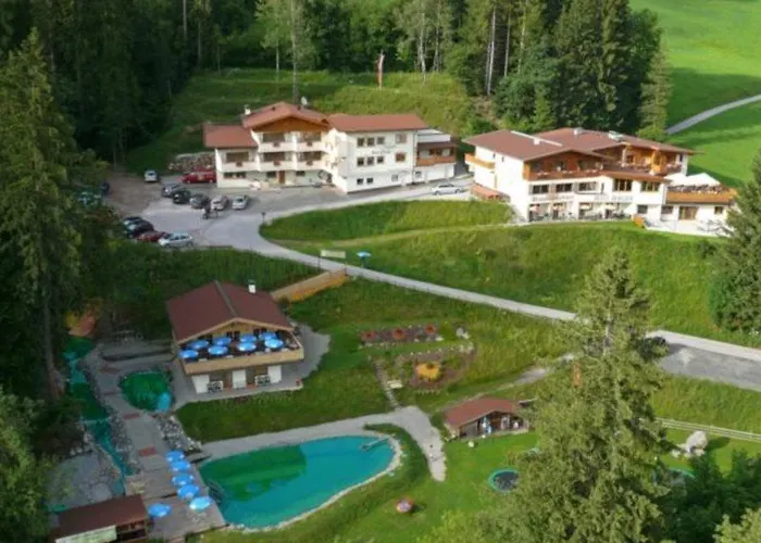 Hotell Berghof 4*